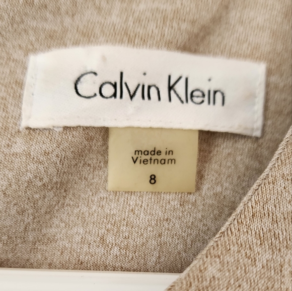 Calvin Klein biege dress. - Picture 4 of 8